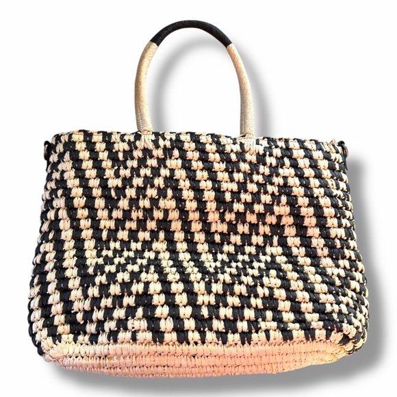 Patricia Nash Black/Natural Luciella Large Top Handle Bag Tote Vacation One Size - Picture 6 of 14